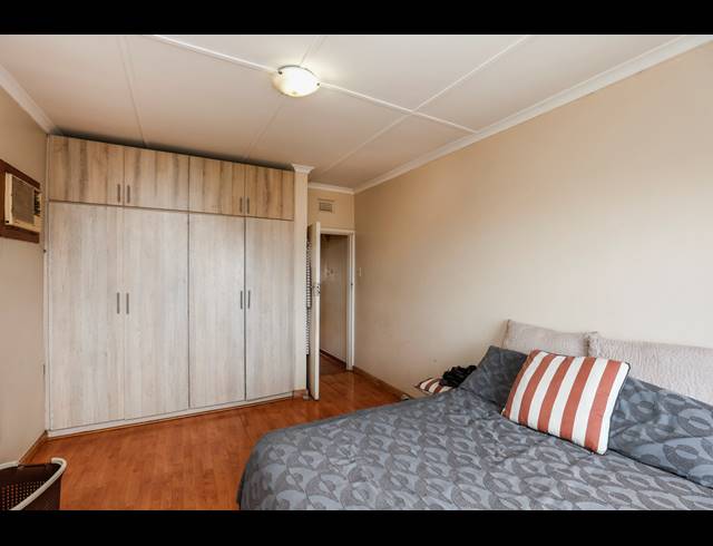 2 BEDROOM APARTMENT FOR SALE IN MORNINGSIDE